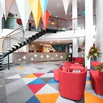 Trans World Donauwelle Hotel 4*