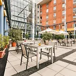 Hotel Trans World Donauwelle Linz