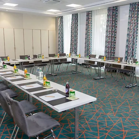 Trans World Donauwelle 4*