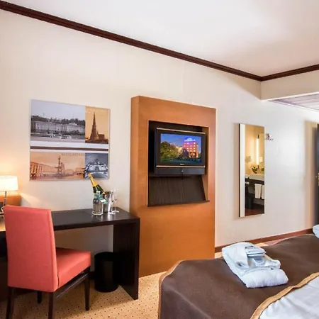 Trans World Donauwelle Hotel