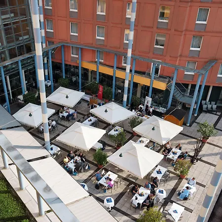 Hotel Trans World Donauwelle