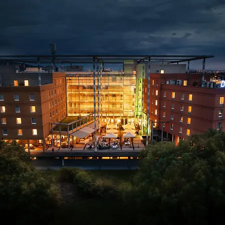 Hotel Trans World Donauwelle