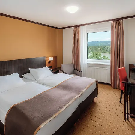 Trans World Donauwelle