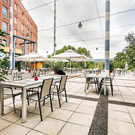 Hotel Trans World Donauwelle Linz