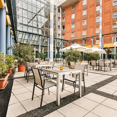 Hotel Trans World Donauwelle Linz