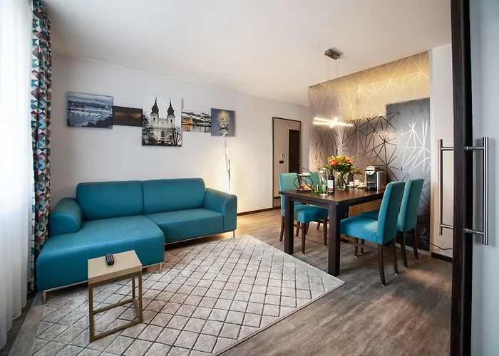 Trans World Donauwelle 4* Λιντς