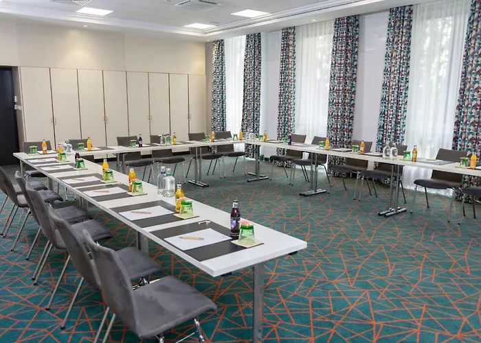 トランス ワールド ドナウエレン 4*