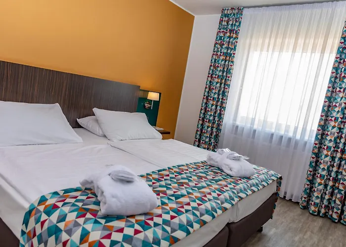 Trans World Donauwelle Ξενοδοχείο 4*