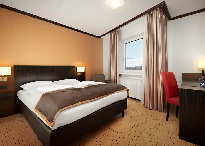 Trans World Donauwelle Λιντς