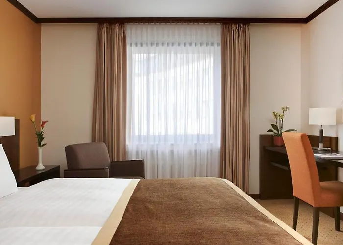 Hotel Trans World Donauwelle Linz