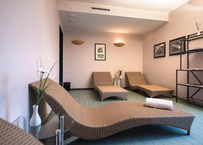 Hotel Trans World Donauwelle Linz