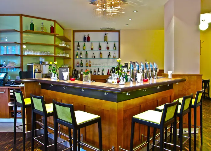 トランス ワールド ドナウエレン リンツ