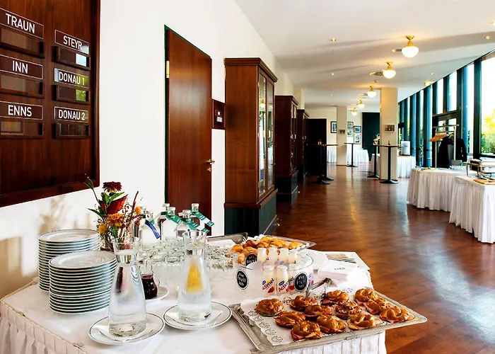 Trans World Donauwelle 4* Linz