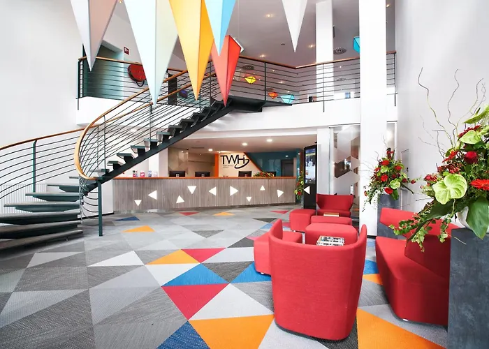 トランス ワールド ドナウエレン ホテル 4*