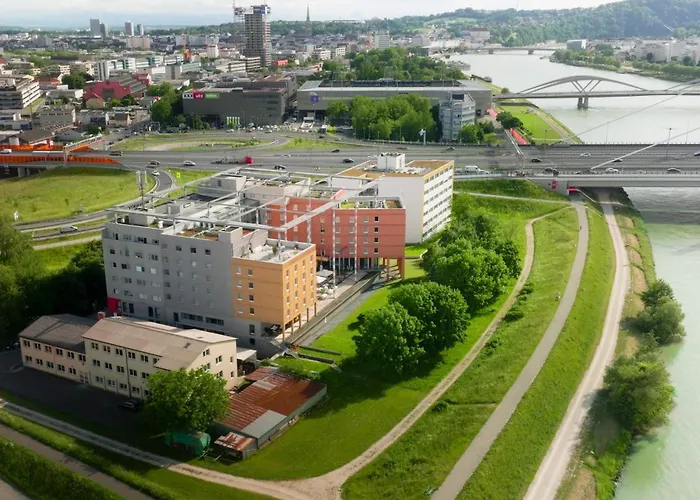 Trans World Donauwelle Ξενοδοχείο Λιντς