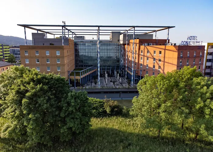 ホテル トランス ワールド ドナウエレン リンツ