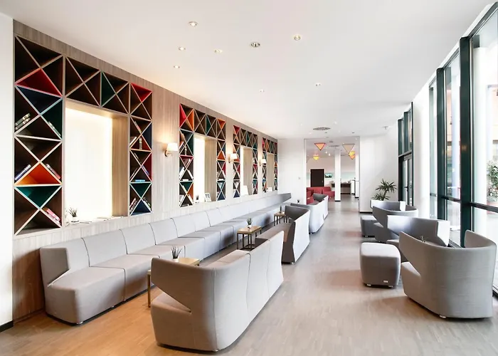 Hotel Trans World Donauwelle Linz