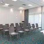 Hotel Trans World Donauwelle 4*