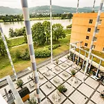Trans World Donauwelle Linz