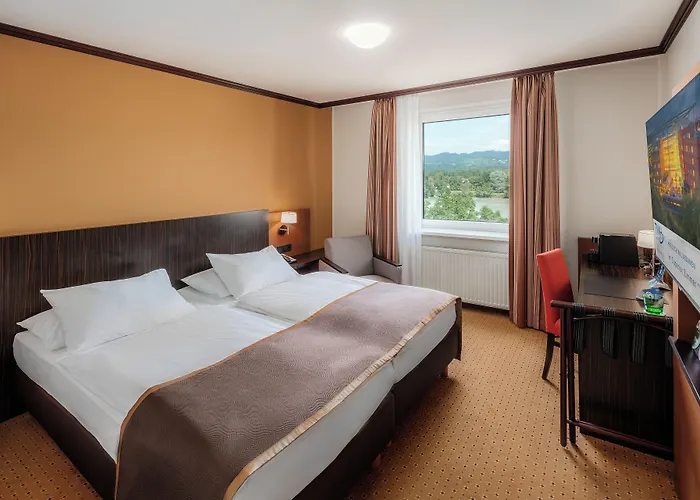 Trans World Donauwelle